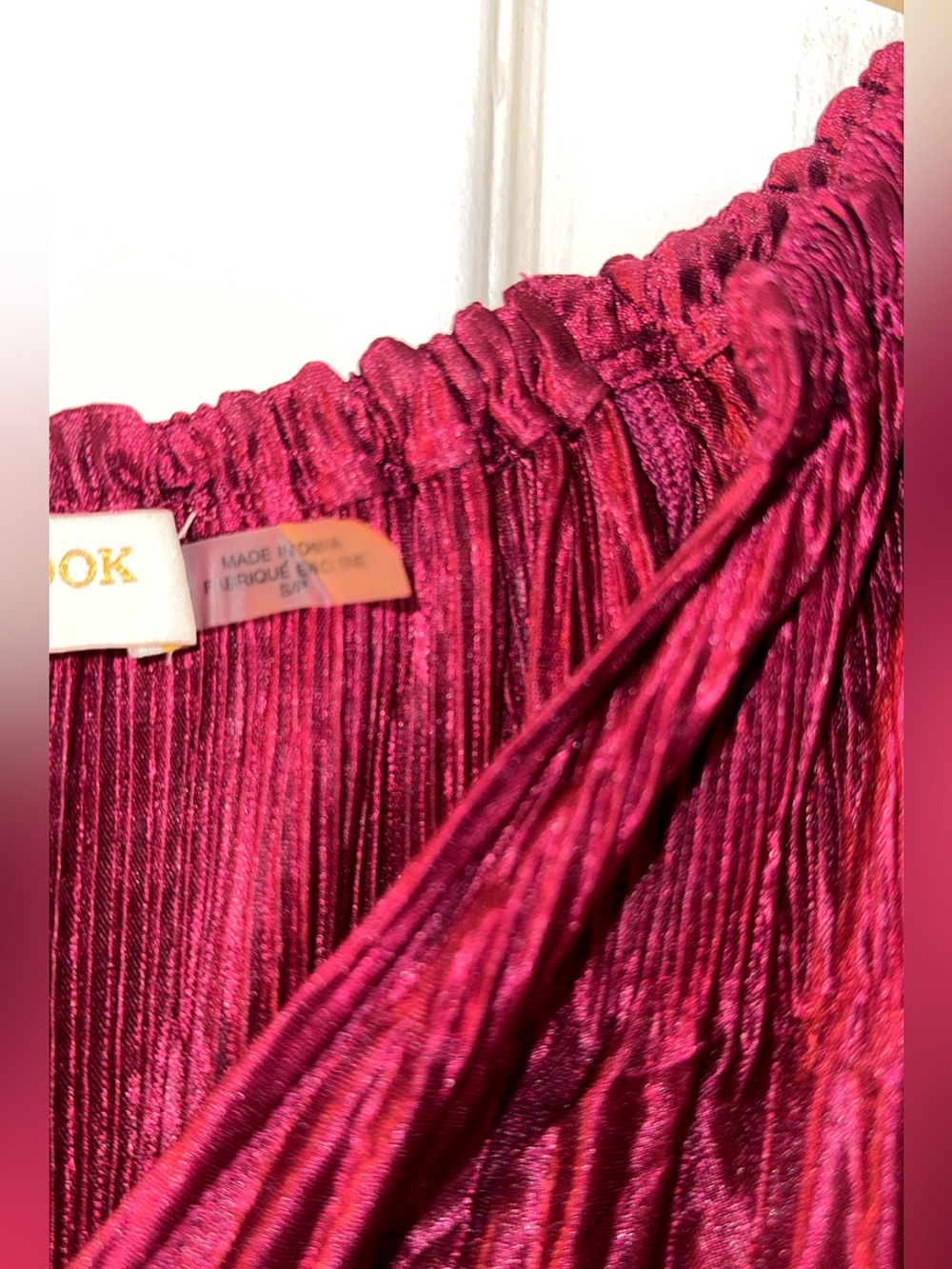 Like New Ramy Brook Lenon Pleated Balloon Sleeve Top Size Small - Picture 6 of 10